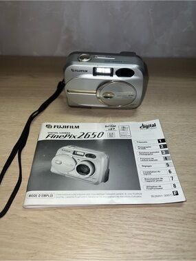 Fujifilm FinePix 2650 Digital Camera Y2K Tested Powers On For Repair